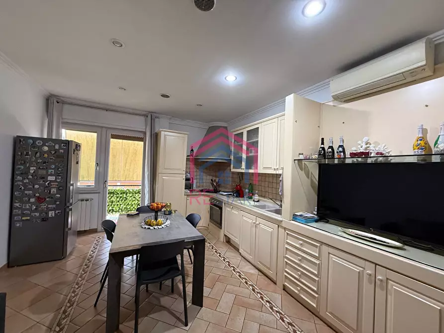 Immagine 5 di Appartamento in vendita  in via Dante Alighieri 60 a Pomezia