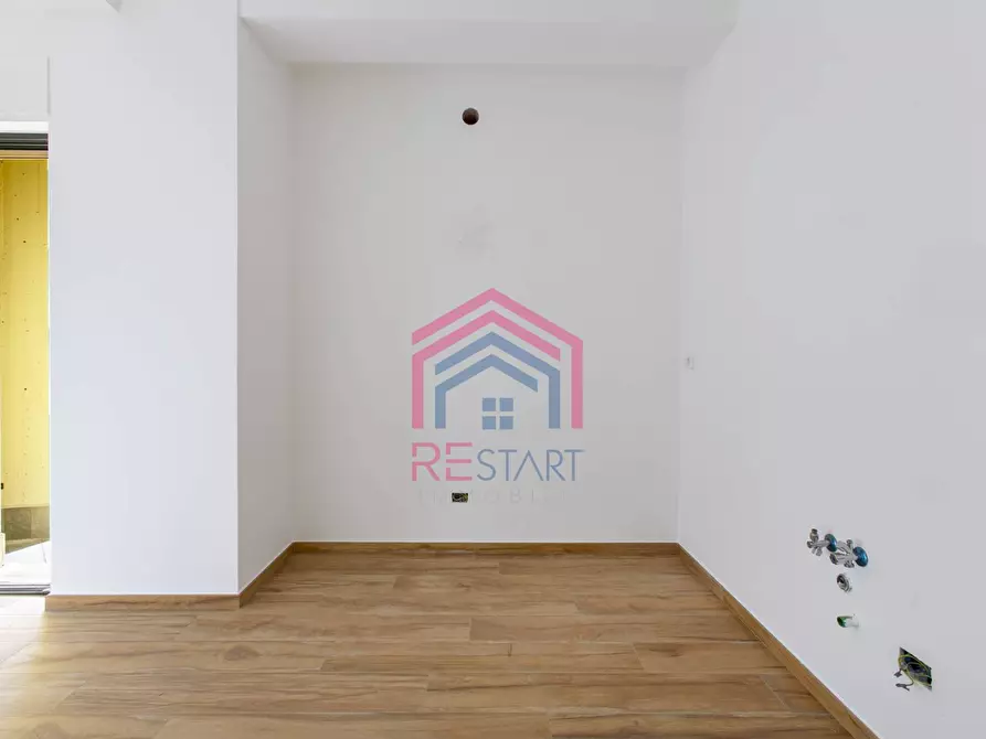 Immagine 25 di Appartamento in vendita  in VIa Tiberio Angolo VIa Aldo Moro a Aprilia