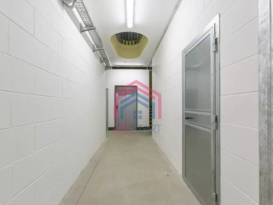 Immagine 49 di Appartamento in vendita  in VIa Tiberio Angolo VIa Aldo Moro a Aprilia