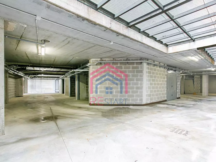 Immagine 41 di Appartamento in vendita  in Via Tiberio a Aprilia