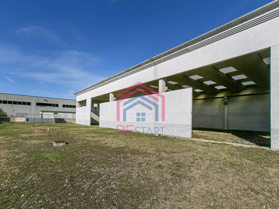 Immagine 5 di Capannone industriale in vendita  in Via della Produzione snc a Aprilia