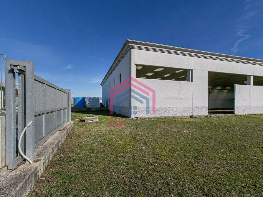 Immagine 6 di Capannone industriale in vendita  in Via della Produzione snc a Aprilia