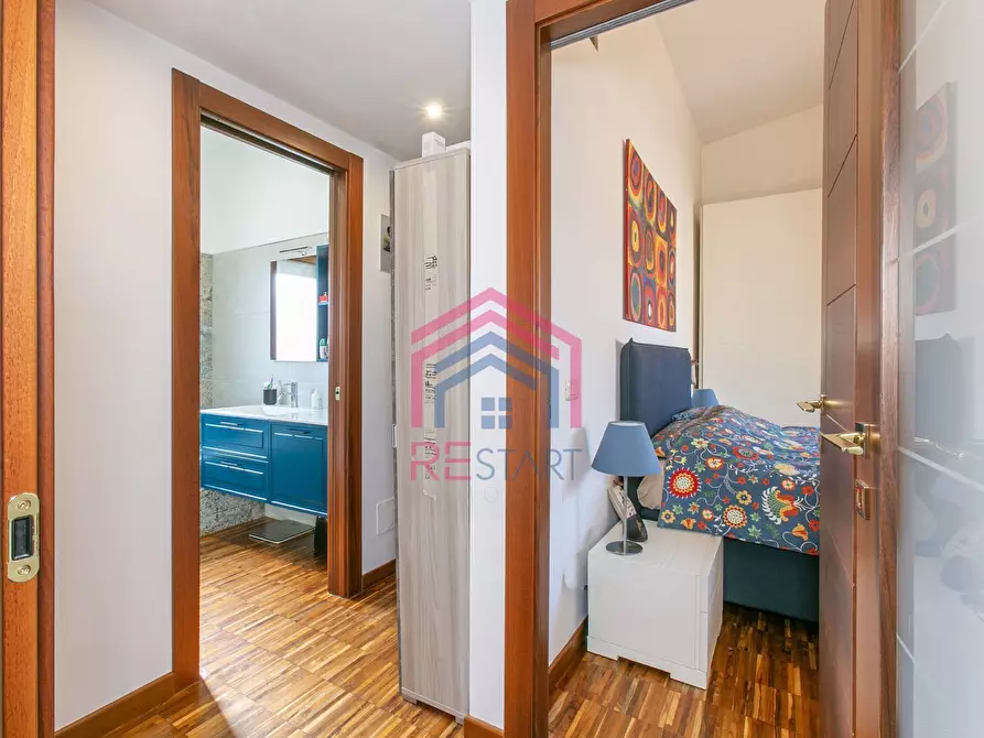 Immagine 13 di Casa semindipendente in vendita  in Viale Priamo 93 a Pomezia