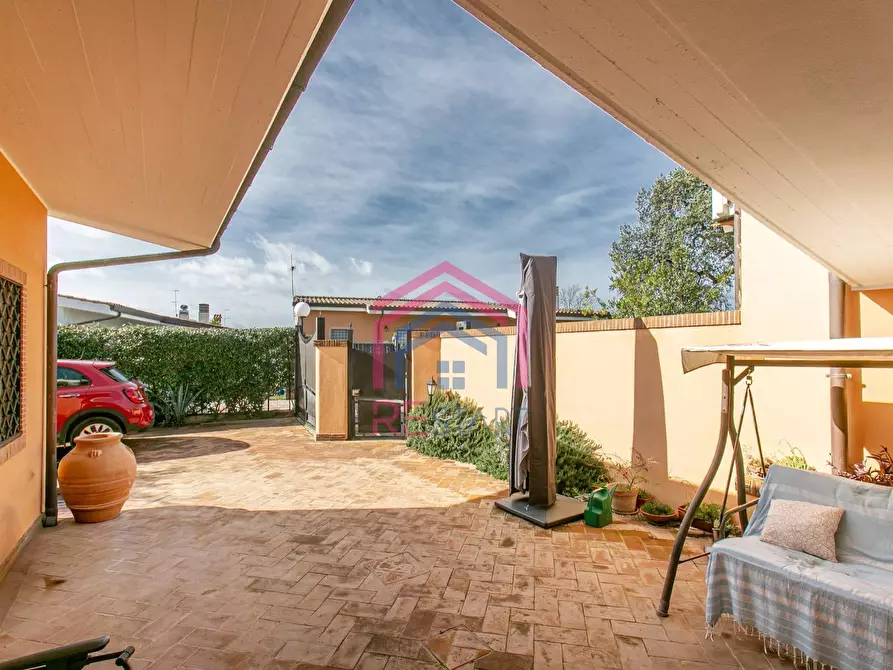 Immagine 32 di Casa semindipendente in vendita  in Viale Priamo 93 a Pomezia