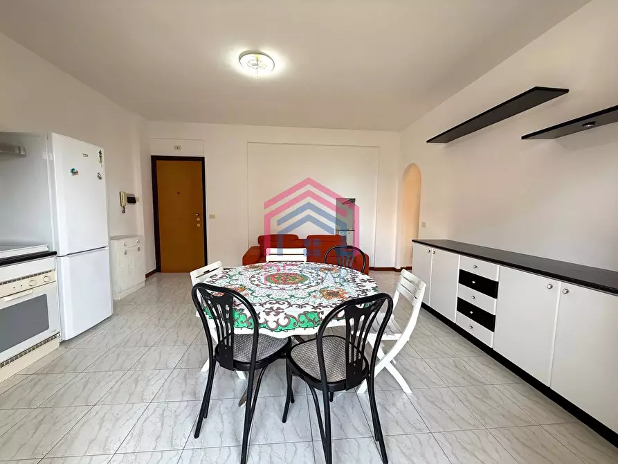 Immagine 6 di Appartamento in vendita  in via Bologna 31 a Ardea