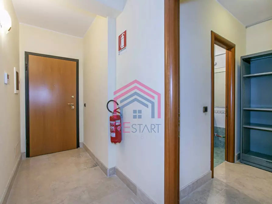 Immagine 4 di Ufficio in affitto  in VIA DEL MARE 89 a Pomezia