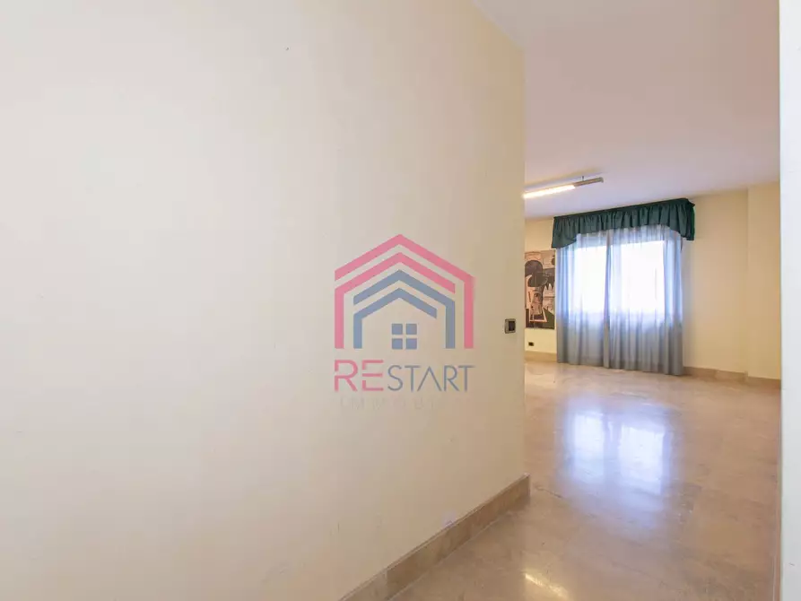 Immagine 6 di Ufficio in affitto  in VIA DEL MARE 89 a Pomezia