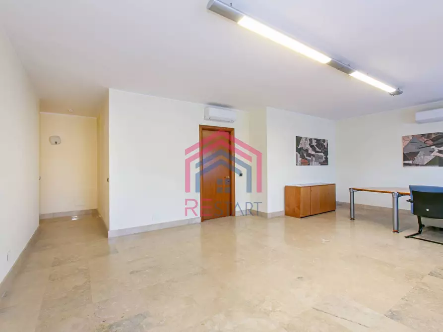 Immagine 9 di Ufficio in affitto  in VIA DEL MARE 89 a Pomezia