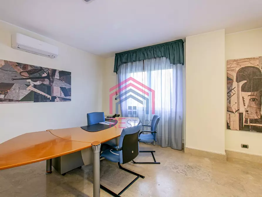 Immagine 11 di Ufficio in affitto  in VIA DEL MARE 89 a Pomezia