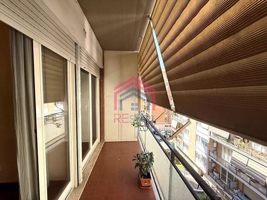 Immagine 17 di Appartamento in vendita  in via Carlo Tenca 24 a Roma