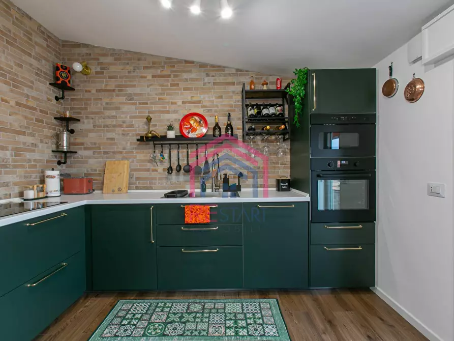 Immagine 11 di Appartamento in vendita  in via tevere 1 a Aprilia