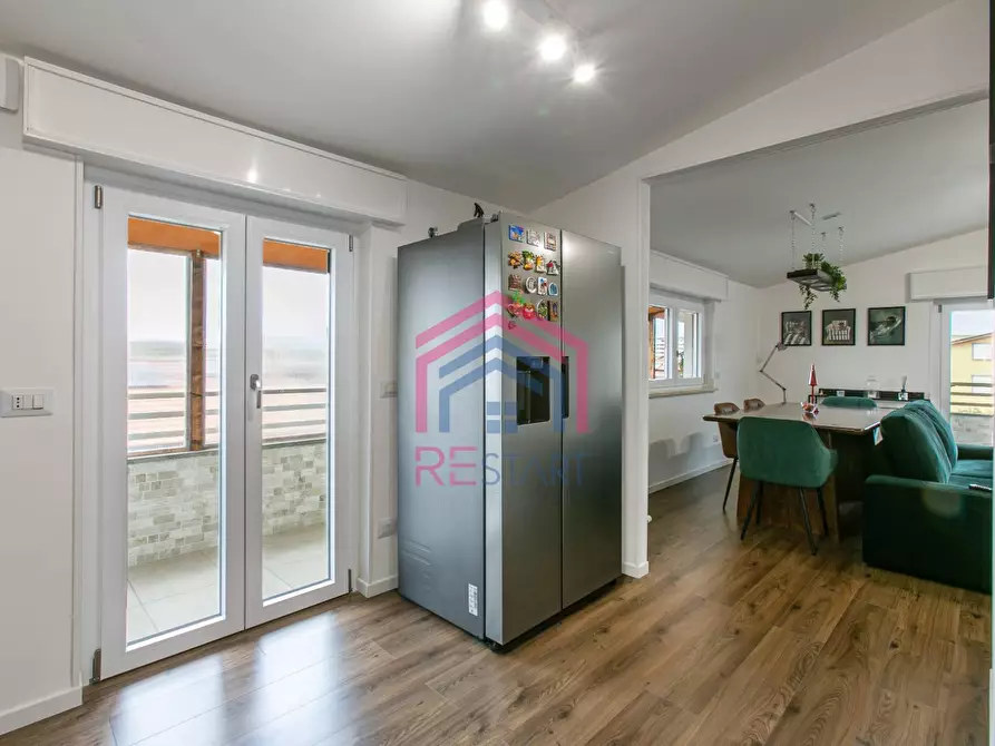 Immagine 10 di Appartamento in vendita  in via tevere 1 a Aprilia