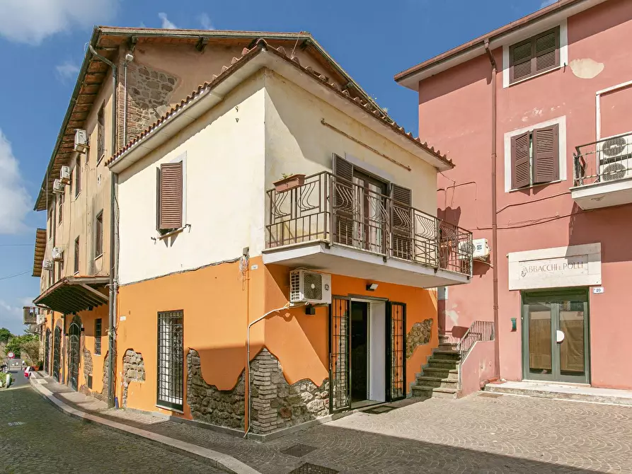 Immagine 2 di Negozio in affitto  in Via Catilina 1 a Ardea