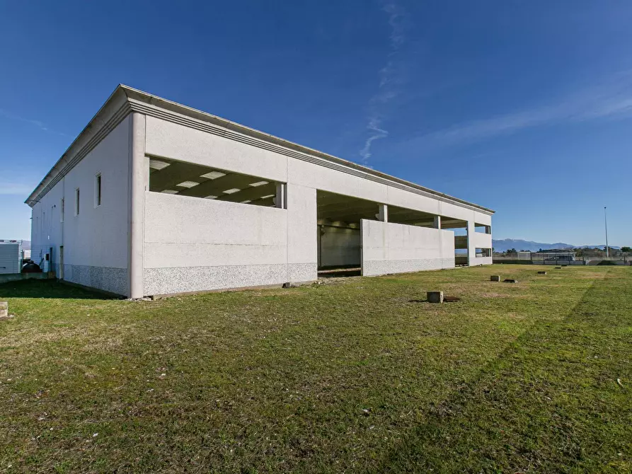 Immagine 5 di Capannone industriale in vendita  in Via della Produzione snc a Aprilia