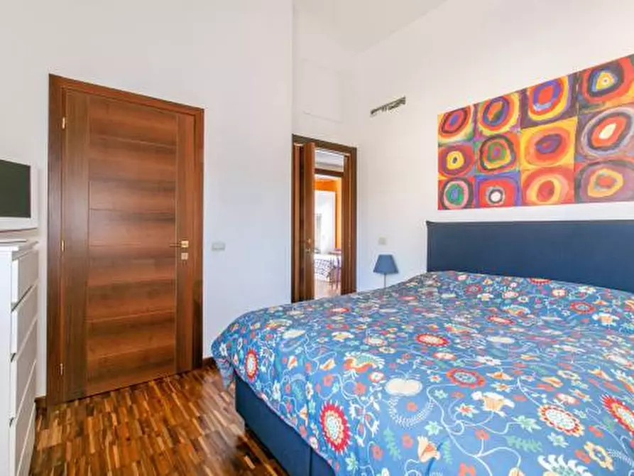 Immagine 22 di Casa semindipendente in vendita  in Viale Priamo 93 a Pomezia
