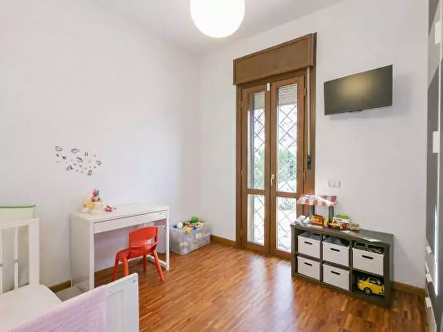 Immagine 23 di Casa semindipendente in vendita  in Viale Priamo 93 a Pomezia