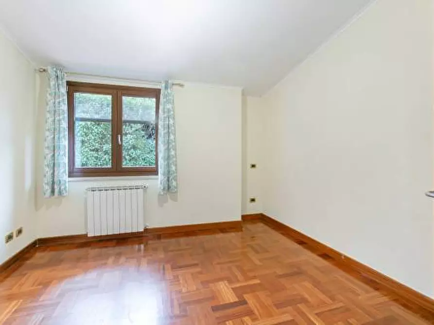 Immagine 52 di Villa in vendita  in Viale Ascanio 36 a Pomezia