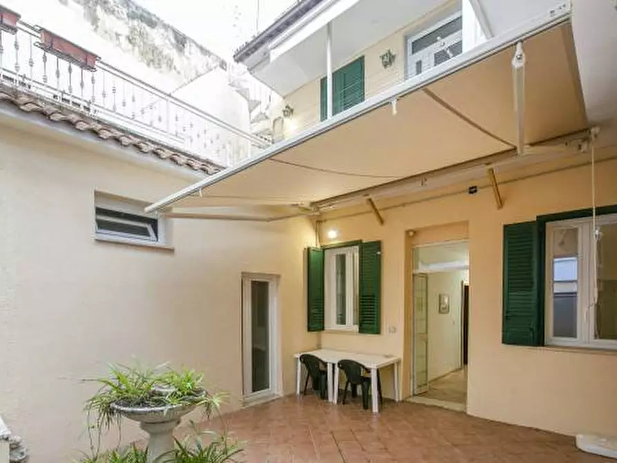 Immagine 1 di Appartamento in vendita  in via IV NOVEMBRE 37 a Nettuno