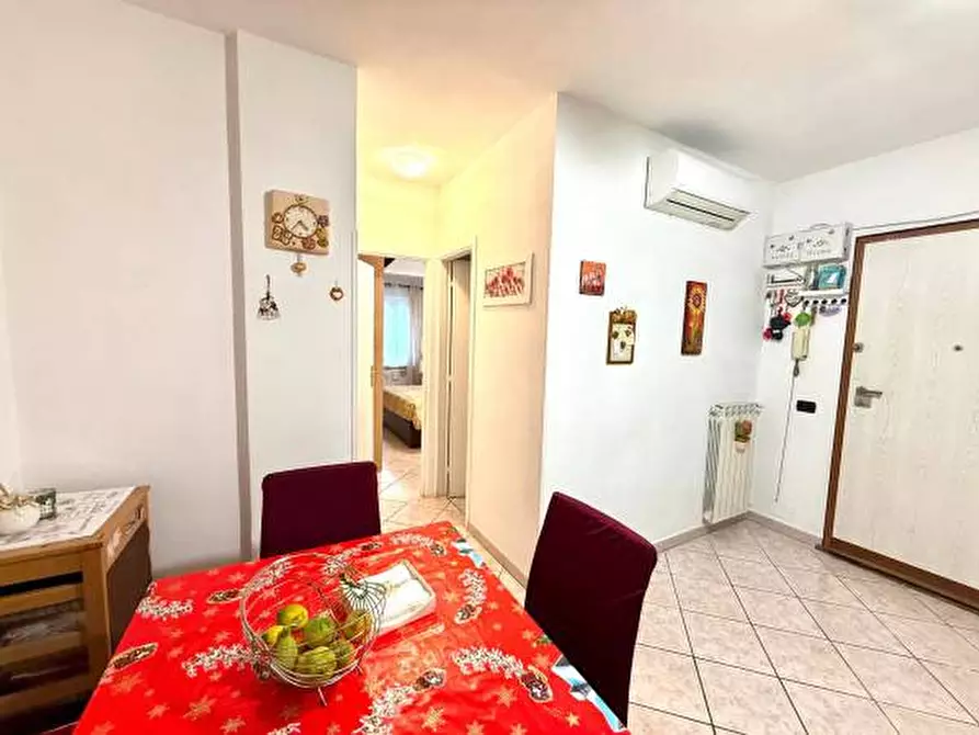 Immagine 4 di Appartamento in vendita  in via amalfi 52 a Pomezia