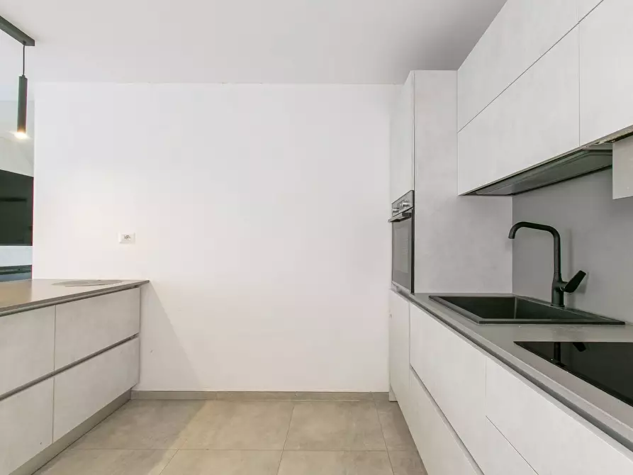 Immagine 19 di Casa semindipendente in vendita  in via viterbo 10 a Anzio
