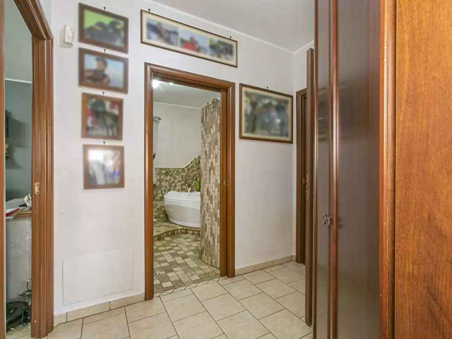 Immagine 15 di Villa in vendita  in via stromboli 8 a Aprilia