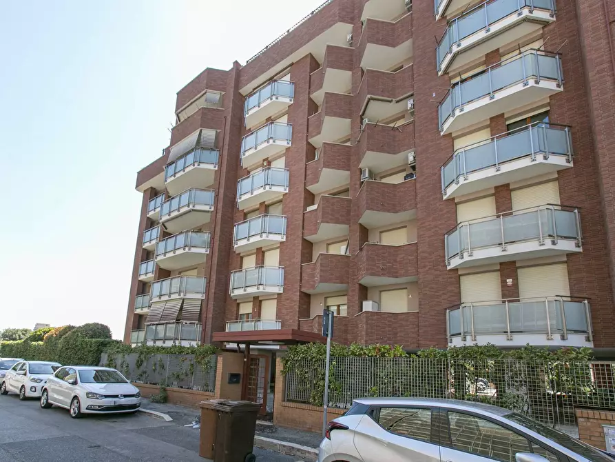 Immagine 31 di Appartamento in vendita  in via berlinguer 7 a Pomezia