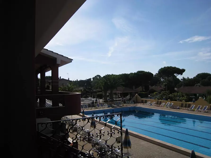 Immagine 11 di Villa in vendita  in via coghinas 4 a Ardea