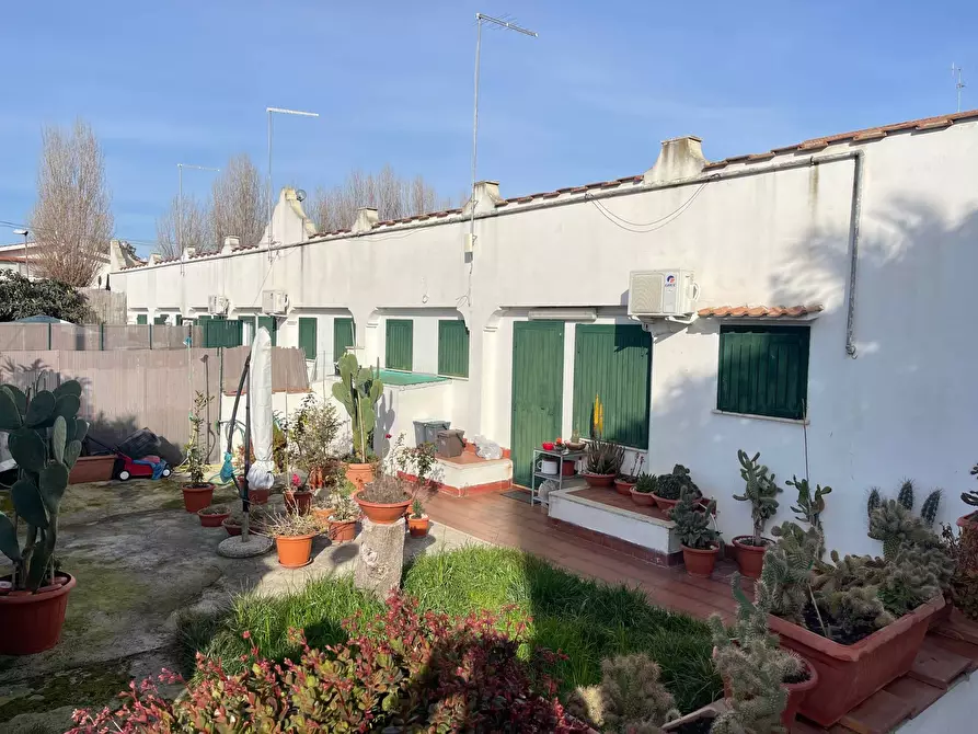 Immagine 25 di Villa in vendita  in via coghinas 4 a Ardea
