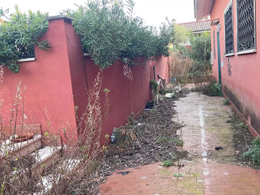 Immagine 26 di Villa in vendita  in via coghinas 4 a Ardea