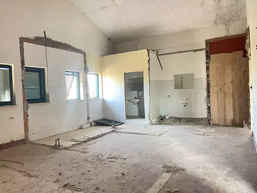 Immagine 28 di Villa in vendita  in via coghinas 4 a Ardea