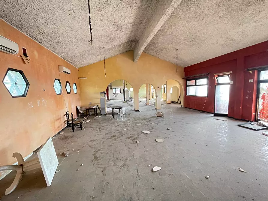 Immagine 32 di Villa in vendita  in via coghinas 4 a Ardea