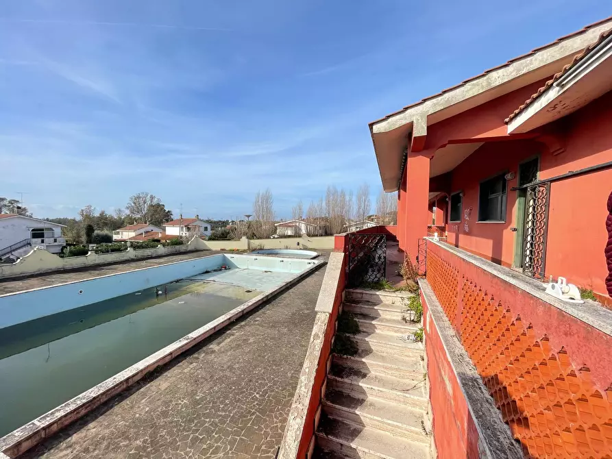 Immagine 36 di Villa in vendita  in via coghinas 4 a Ardea
