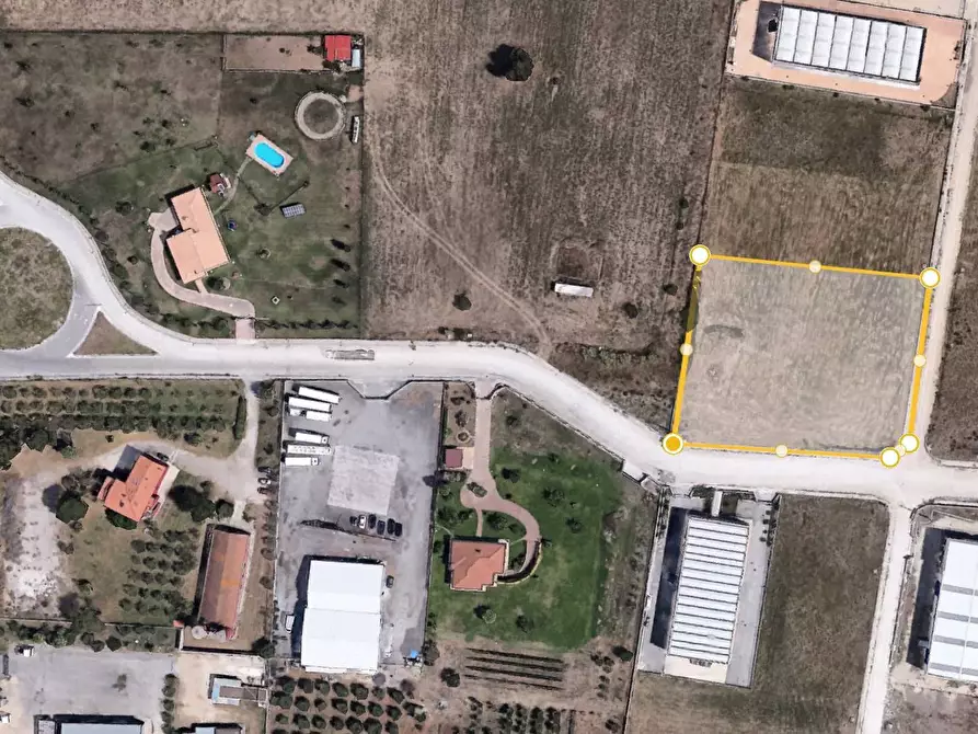 Immagine 7 di Terreno residenziale in vendita  in Via della Produzione snc a Albano Laziale