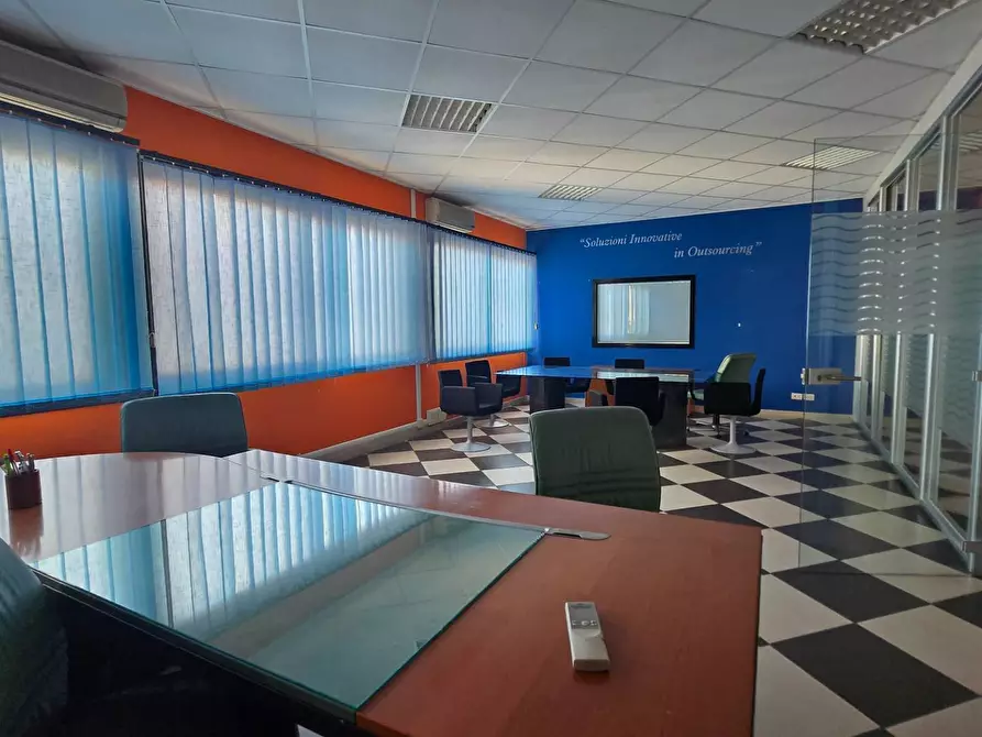Immagine 15 di Ufficio in affitto  in Via De La Comunella 188-200 a Roma