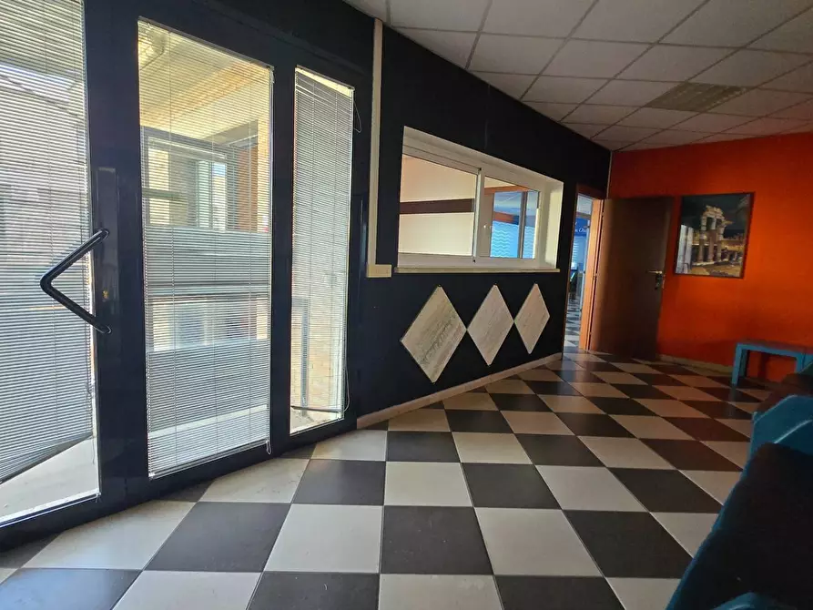 Immagine 23 di Ufficio in affitto  in Via De La Comunella 188-200 a Roma