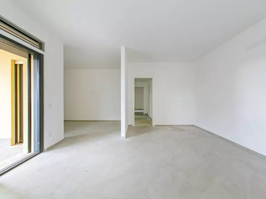 Immagine 4 di Appartamento in vendita  in VIa Tiberio Angolo VIa Aldo Moro a Aprilia