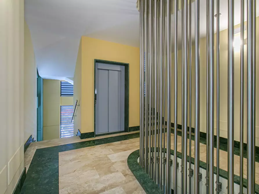 Immagine 16 di Appartamento in vendita  in Via Tiberio a Aprilia