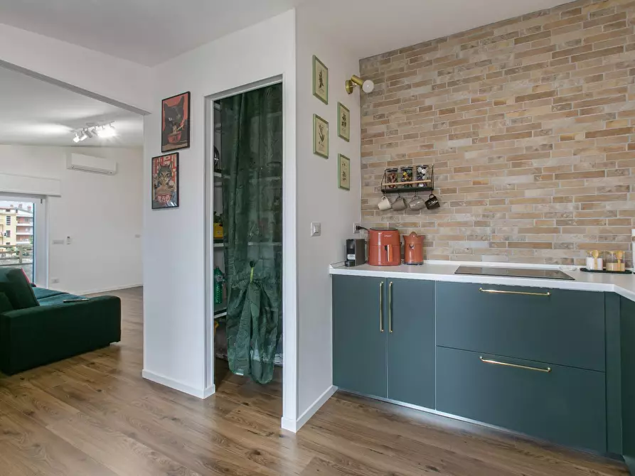 Immagine 27 di Appartamento in vendita  in via tevere 1 a Aprilia