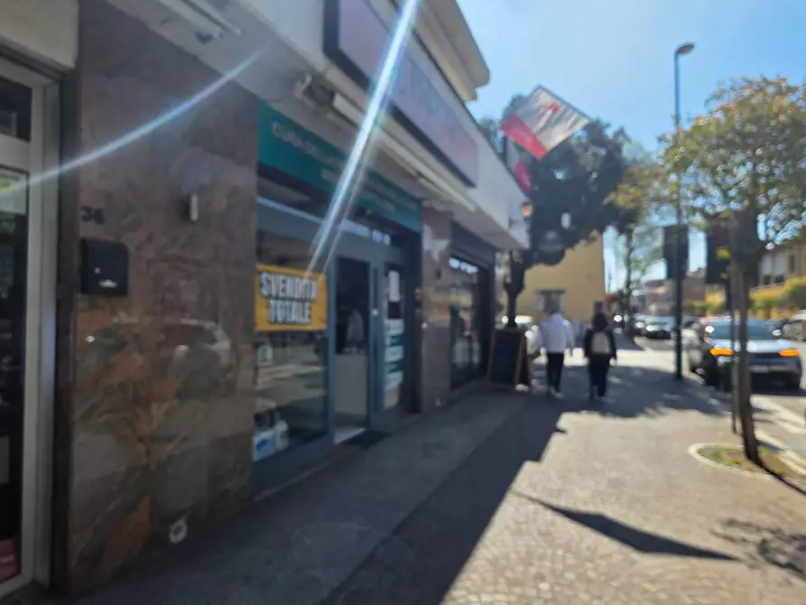 Immagine 16 di Negozio in affitto  in Via Roma 34 a Pomezia