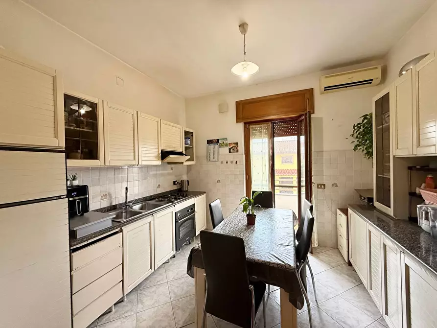 Immagine 2 di Appartamento in vendita  in via Tevere 1 a Aprilia