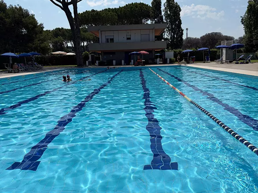 Immagine 28 di Appartamento in vendita  in Largo Nearco 5 a Roma