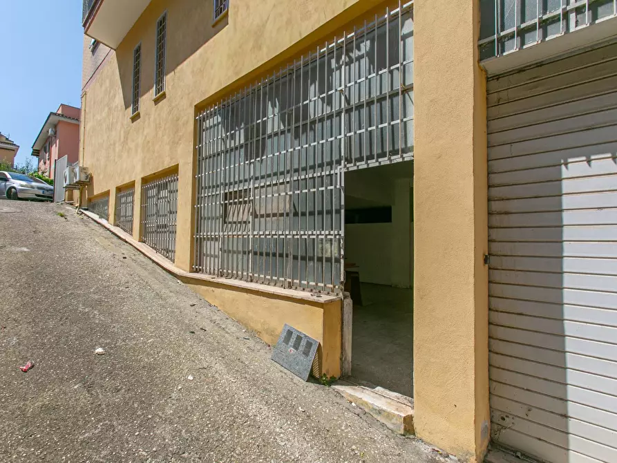 Immagine 19 di Magazzino in affitto  in Via Fratelli Bandiera 2 a Pomezia