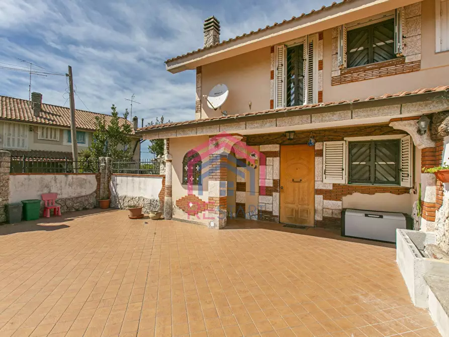 Immagine 7 di Villetta a schiera in vendita  in Via Coghinas 62 a Ardea