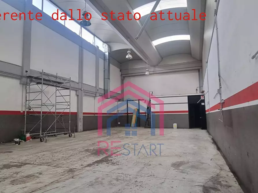 Immagine 12 di Capannone industriale in affitto  in Via dei Castelli Romani 54 a Pomezia
