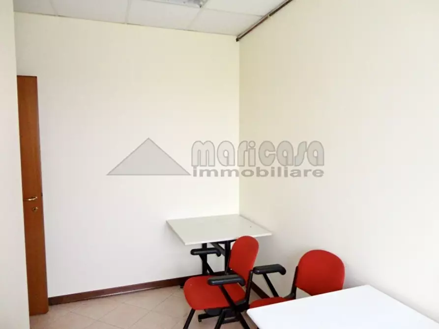 Immagine 7 di Ufficio in affitto  in Via Maria Majocchi Plattis a Ferrara
