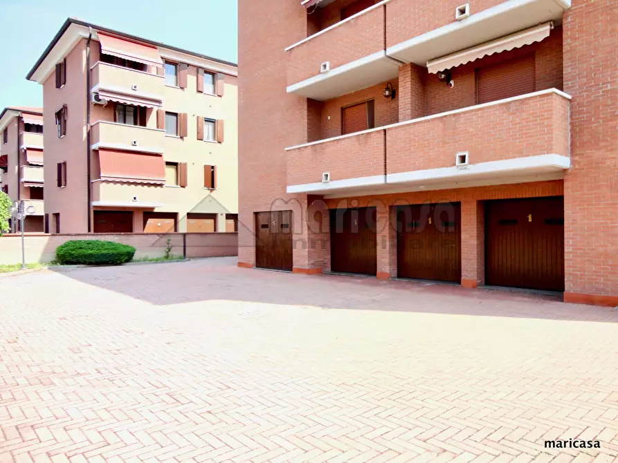 Immagine 24 di Appartamento in affitto  in via Cavallari a Ferrara