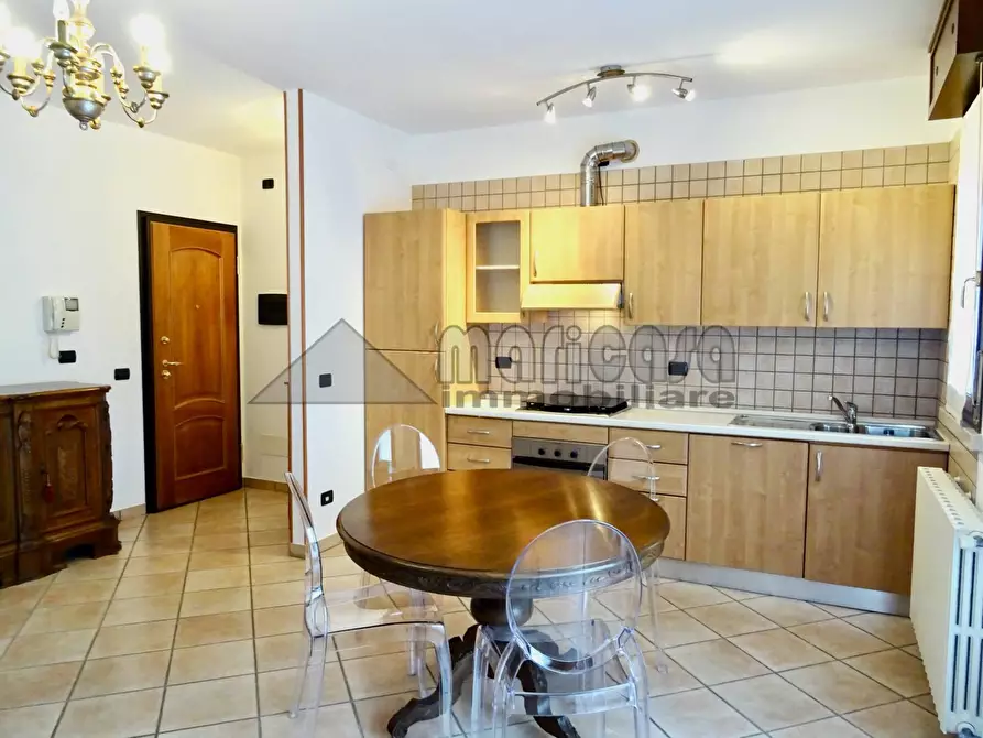 Immagine 1 di Appartamento in affitto  in via Rossellini a Ferrara