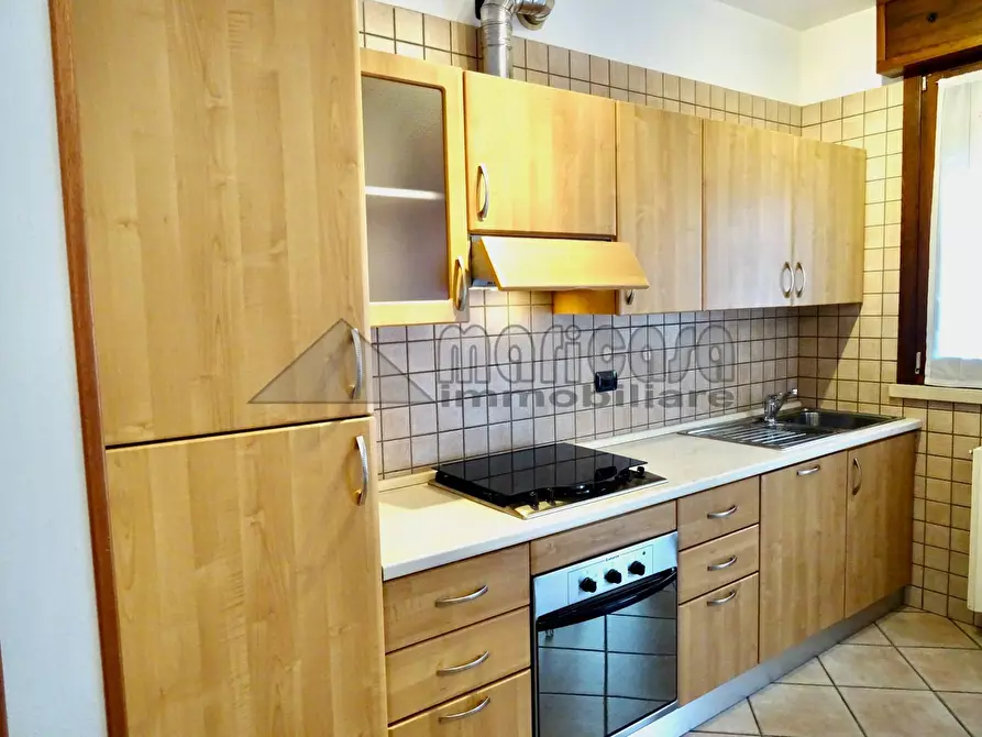 Immagine 5 di Appartamento in affitto  in via Rossellini a Ferrara