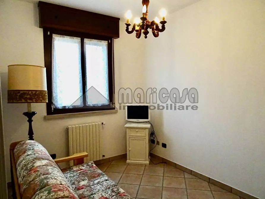 Immagine 15 di Appartamento in affitto  in via Rossellini a Ferrara