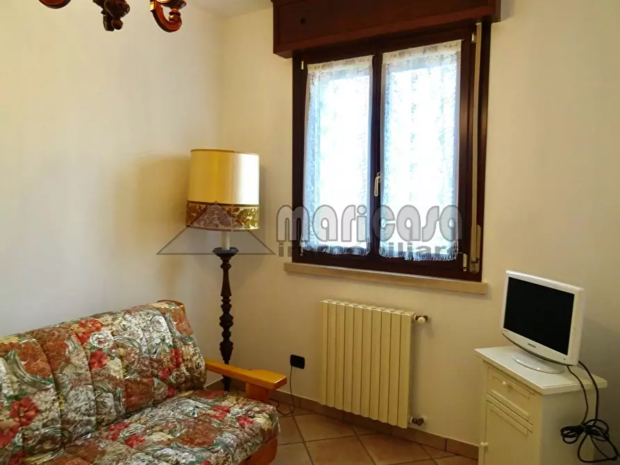 Immagine 17 di Appartamento in affitto  in via Rossellini a Ferrara